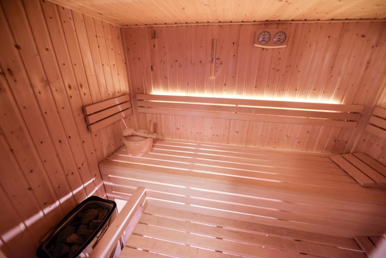 Spacious 3 Bedroom Family Oasis With Sauna, 20 Min From Warsaw Piaseczno  Extérieur photo