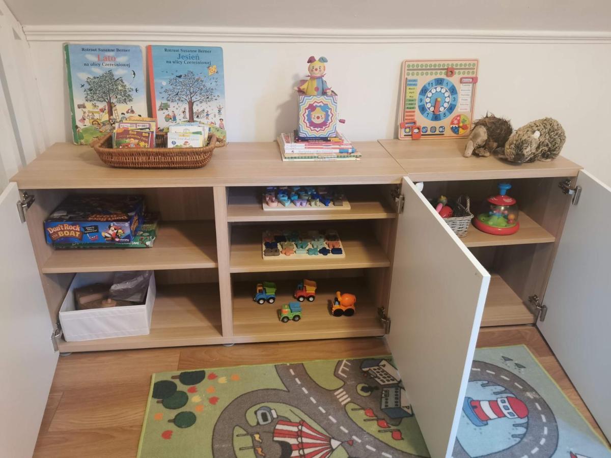 Spacious 3 Bedroom Family Oasis With Sauna, 20 Min From Warsaw Piaseczno  Extérieur photo